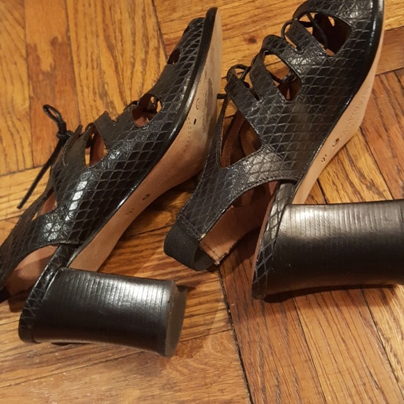 Corso Como black pressed leather sandals in Sz 8 - Picture 6 of 8